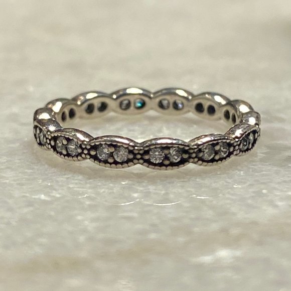 Pandora Ring - Picture 2 of 2